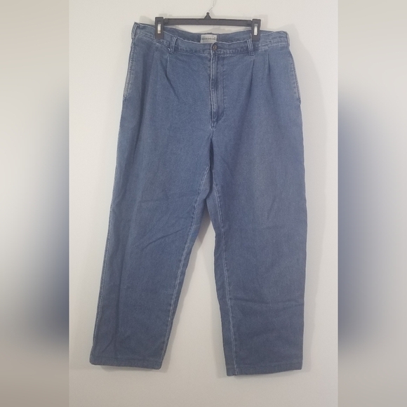 Knightsbridge Denim Jean's. Medium Wash. Waist 38" Length 30". - Picture 1 of 5